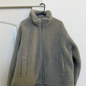 Levi’s Cozy Green Sherpa Jacket